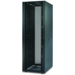 Серверный шкаф APC Шкаф NetShelter SX 42U, ШxГ 750 x 1070 мм с боковыми панелями, черный AR3150
